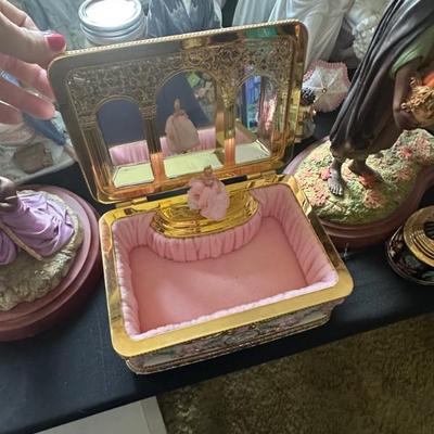 Sale Photo Thumbnail #151