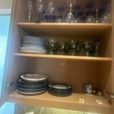 Dishes & glassware