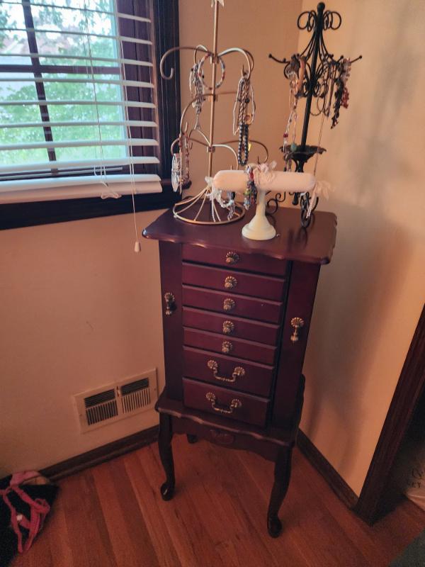 Sale Photo Thumbnail #58