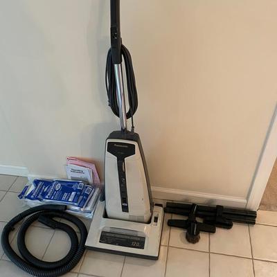 Panasonic Upright Vacuum With Extras