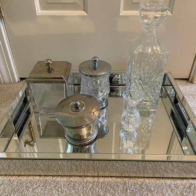 Lot With A Mirrored Tray And Glass Containers