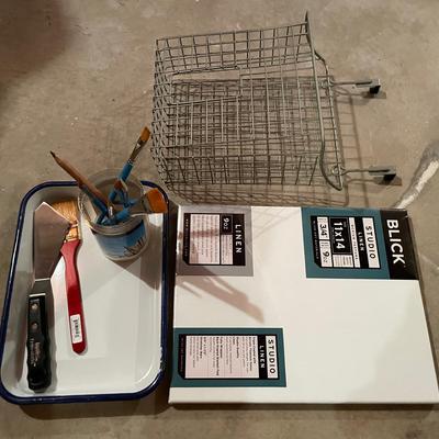 Small Lot Of Art Supplies