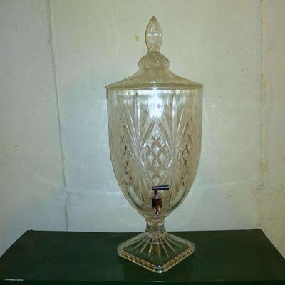 Large crystal beverage dispenser 