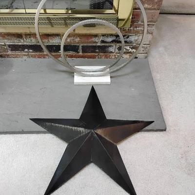 Two Pieces Of Outdoor Decor Including Metal Star