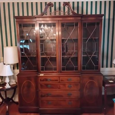 HUGE Vintage 1948 RCA Victor Festival Series Berkshire Model Unit B-1 China Cabinet 