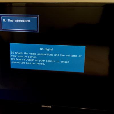 Samsung 32” LCD TV 