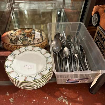Sale Photo Thumbnail #538