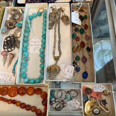 Sale Photo Thumbnail #38