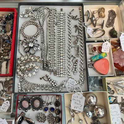 Sale Photo Thumbnail #41