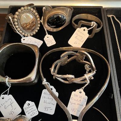 Sale Photo Thumbnail #275