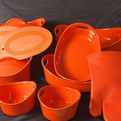 Rachael Ray Oval Casseroles 