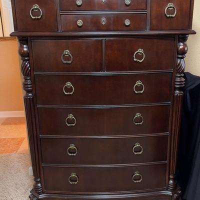 Beautiful Chest Of Drawers