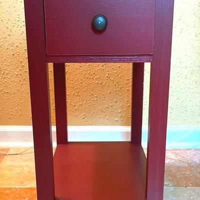 Side Table By Whalen Furniture 