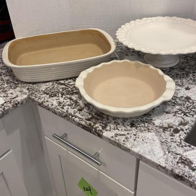 Pampered Chef Baking Pieces And More