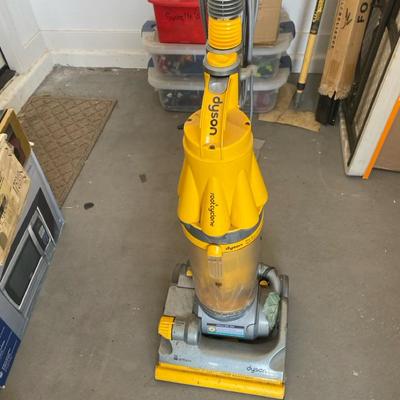 Dyson Root cyclone Vacuum 