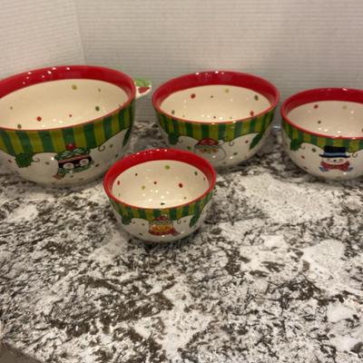 Set A Four Christmas Bowls