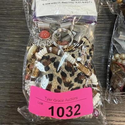 Sale Photo Thumbnail #70