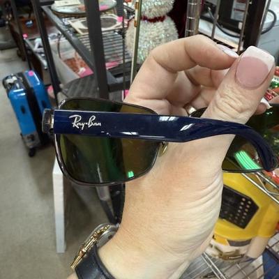 Sale Photo Thumbnail #433