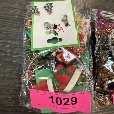 Sale Photo Thumbnail #62