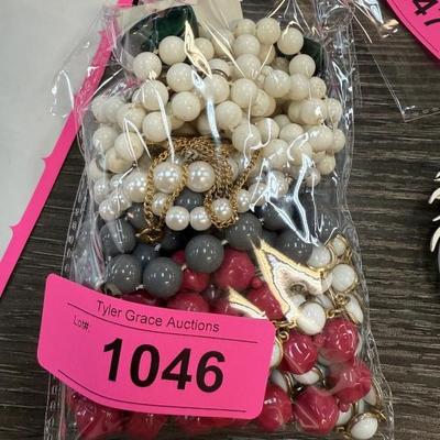 Sale Photo Thumbnail #101