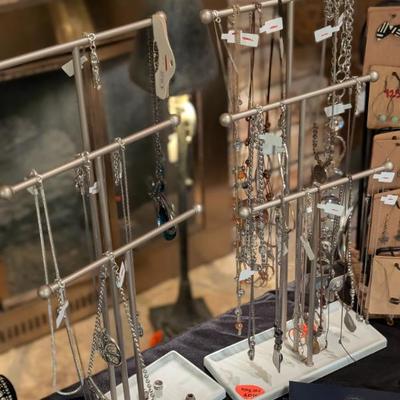 Sale Photo Thumbnail #24