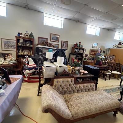 Estate sale photo