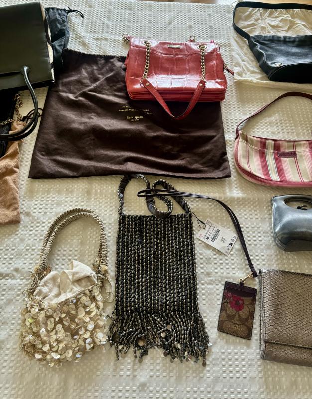Sale Photo Thumbnail #84