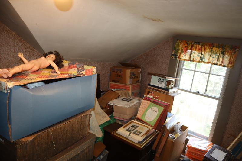 Sale Photo Thumbnail #2