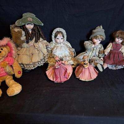 Vintage Dolls And Moore