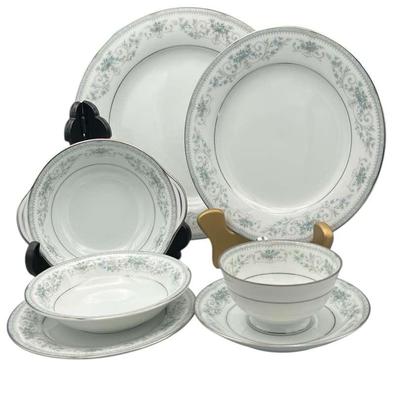 Noritake China Colburn Pattern 7 piece Place Setting Service For 4
