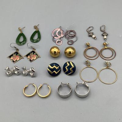 11 Pairs Of Earrings 