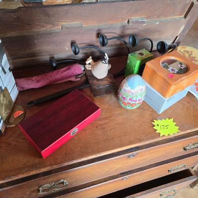 Sale Photo Thumbnail #119