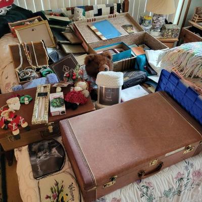 Sale Photo Thumbnail #138