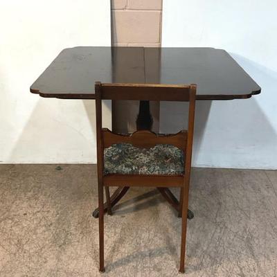 Duncan Phyfe Drop leaf Table W/ Dining Chair 