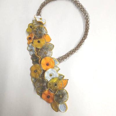 Woven Wire w Glass Flowers and Leaves.