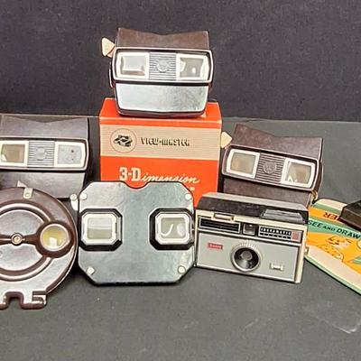 Vintage 3-D View Master And More