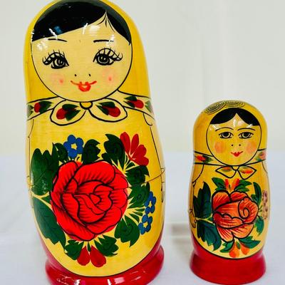 (2) Vintage Russian Nesting Matryoshka Dolls