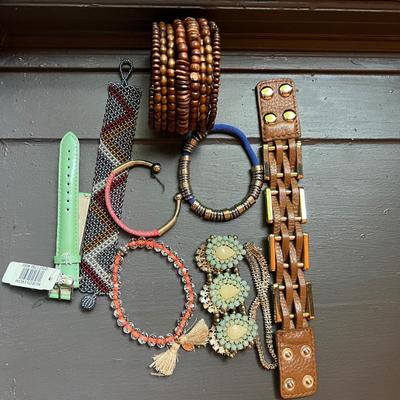 Bracelets Costume Jewelry 