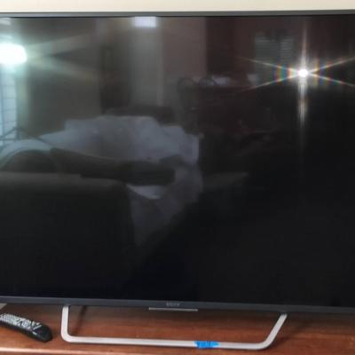 65-inch Class Smart Bravia LED 4K HDR Ultra HDTV with Android TV Model XBR-65X750D
