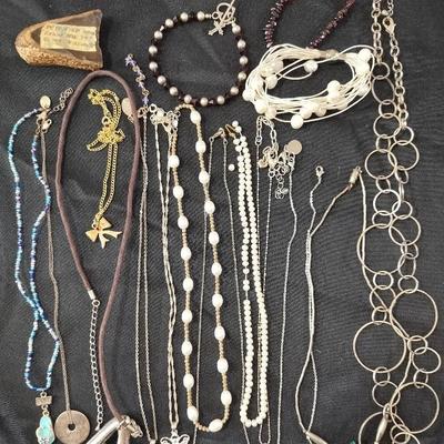 Women's Collection Of Vi. Rage Costume Jewelry Necklaces And Bracelets