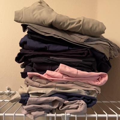 Women’s Shorts And Skirts Sized M&L (Includes Everything In Photos)