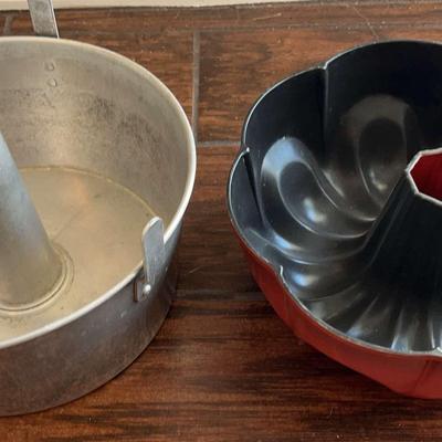 Angel Food Cake Pan and Bundt Cake Pan