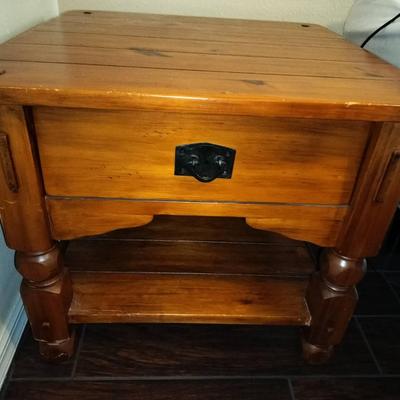Single Drawer Vintage Wooden Nightstand