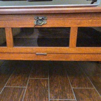 Wooden 3 Window Storage Coffee Table / Console Table 