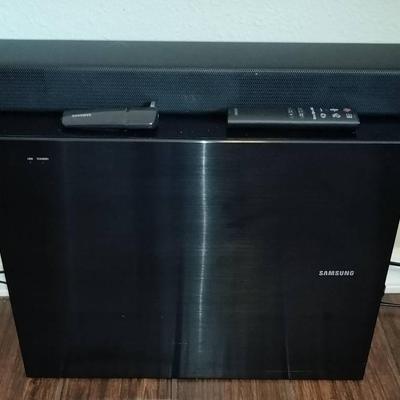 Samsung HW-K550 3.1-Channel Soundbar with Wireless Subwoofer