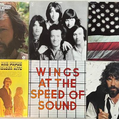(6) Vintage Vinyl Albums - Mamas And Papas, Hollies, Kris Kristofferson, Gary Morris, And More