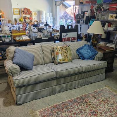 Sale Photo Thumbnail #372