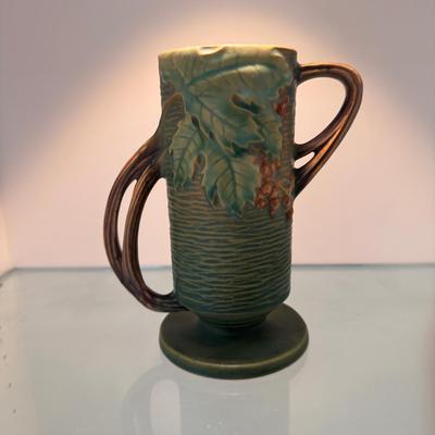 Roseville Pottery Bushberry 732-7” Green Vase