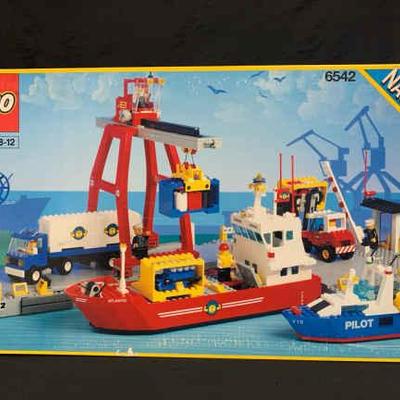 Sh798v lego nautica launch and load seaport 6542 nib (value $994)