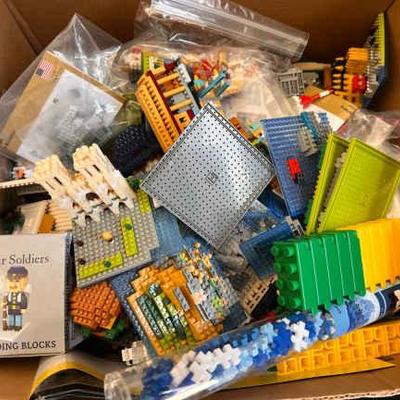 Sh943 nano brick mystery lot